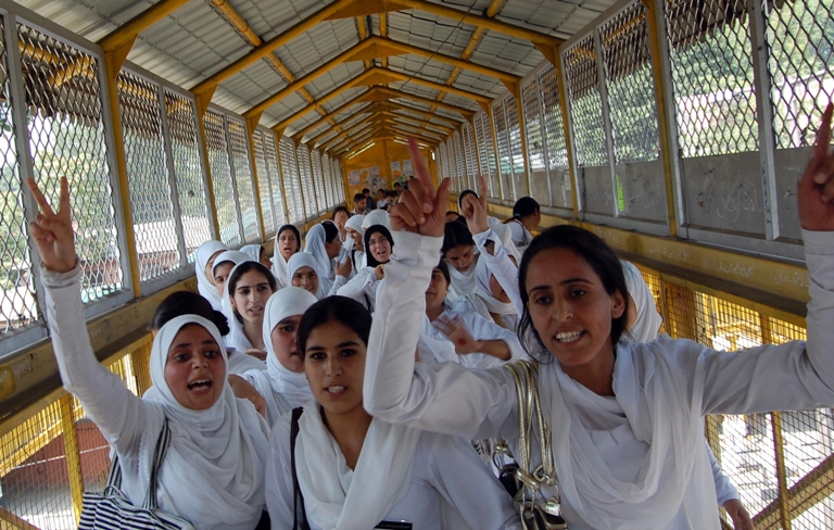 college girls Kashmir